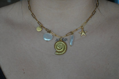 Mar y Sol Charm Necklace | Costal Beaded Necklace with Gold Charms